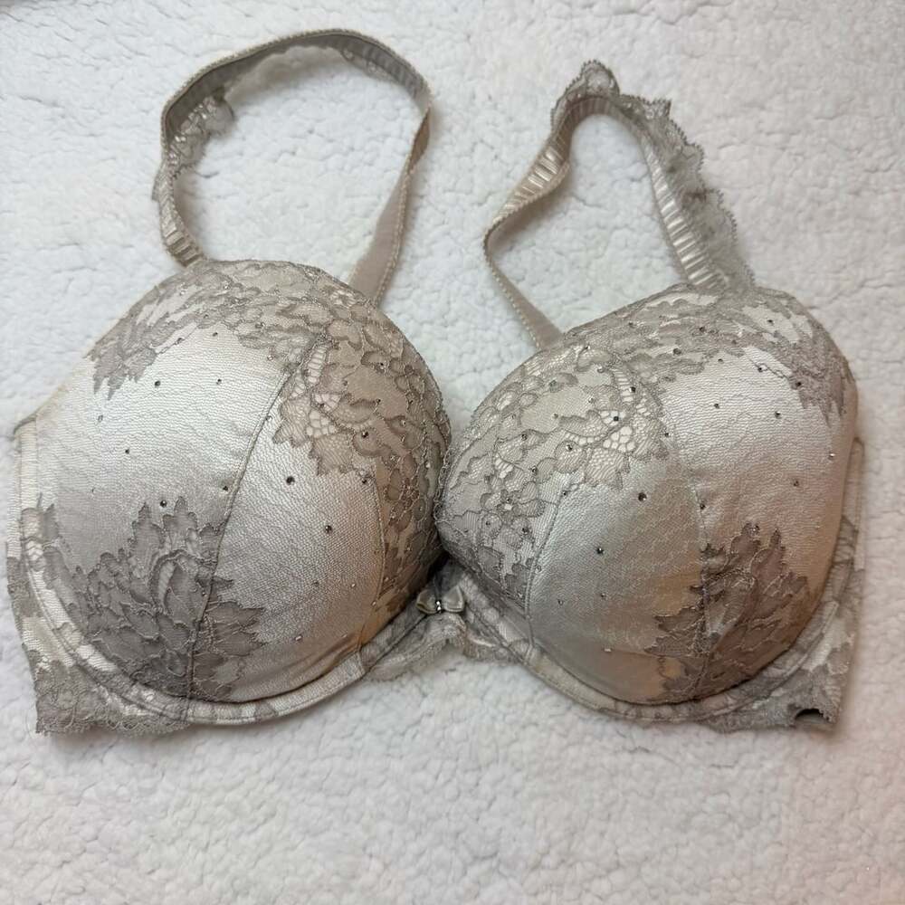 Victoria's Secret Very Sexy Push-Up Bra Size 36DD
